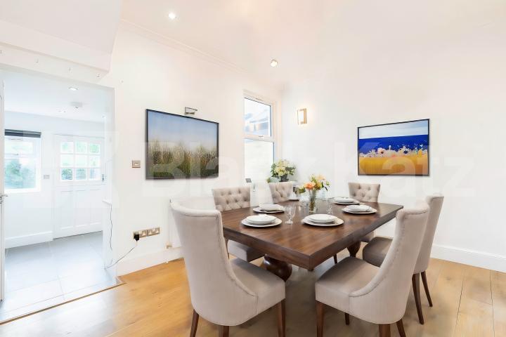 Modern Apartment Edinburgh Road, Hanwell